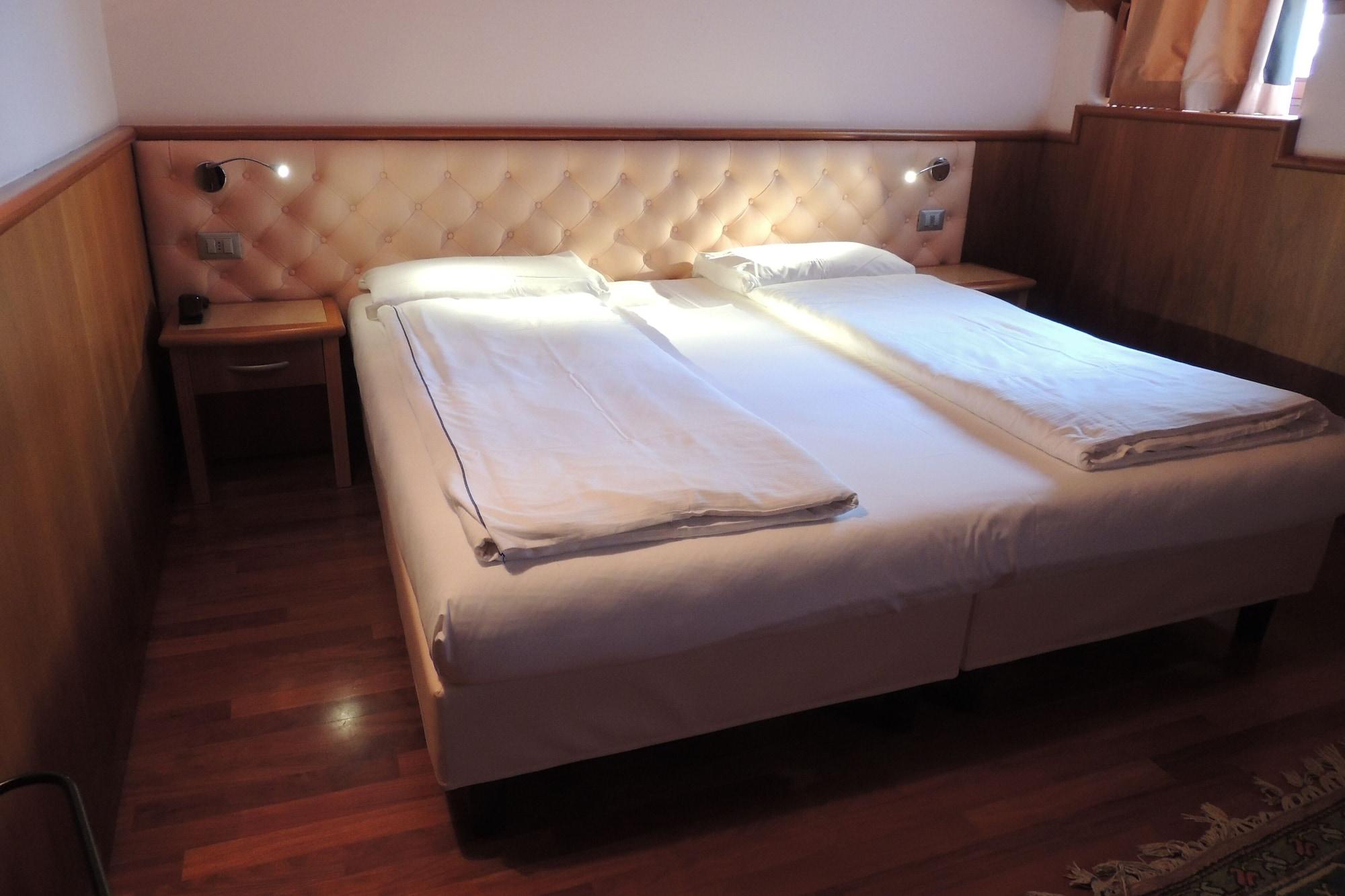 Grand Hotel Astoria Лавароне Екстериор снимка