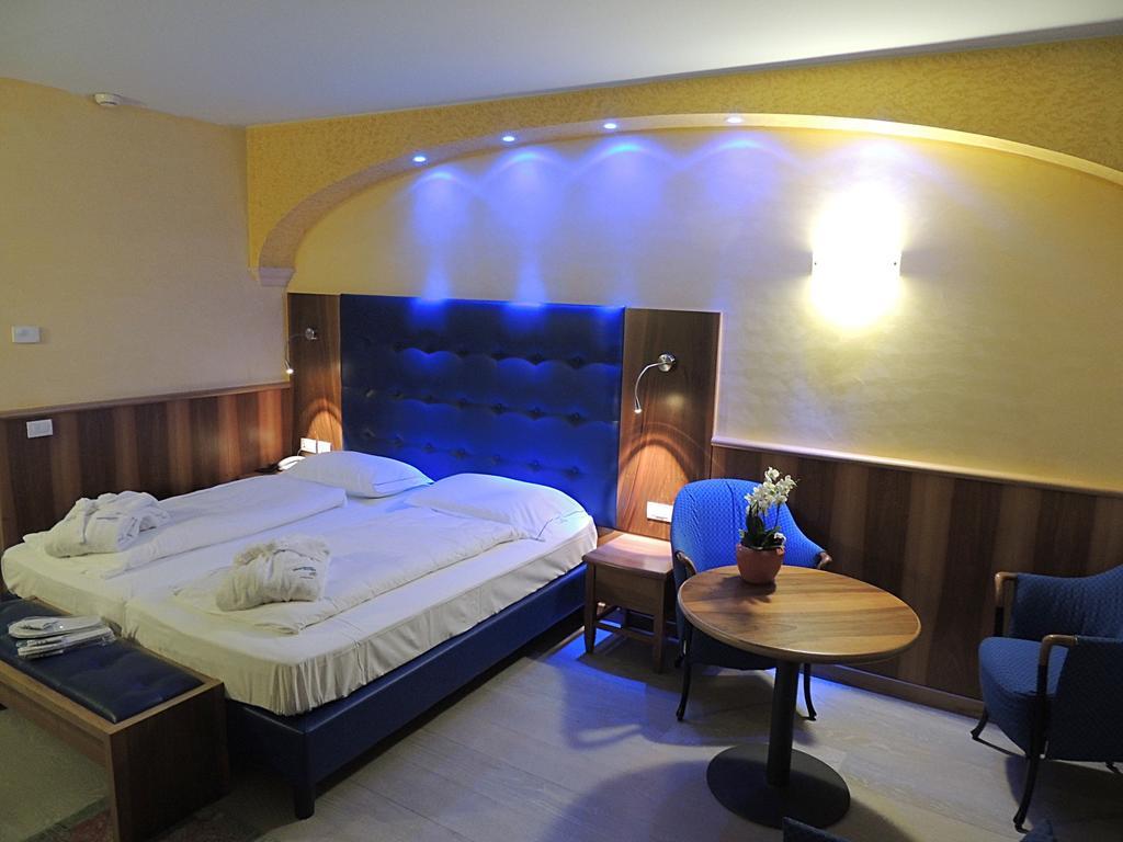 Grand Hotel Astoria Лавароне Екстериор снимка