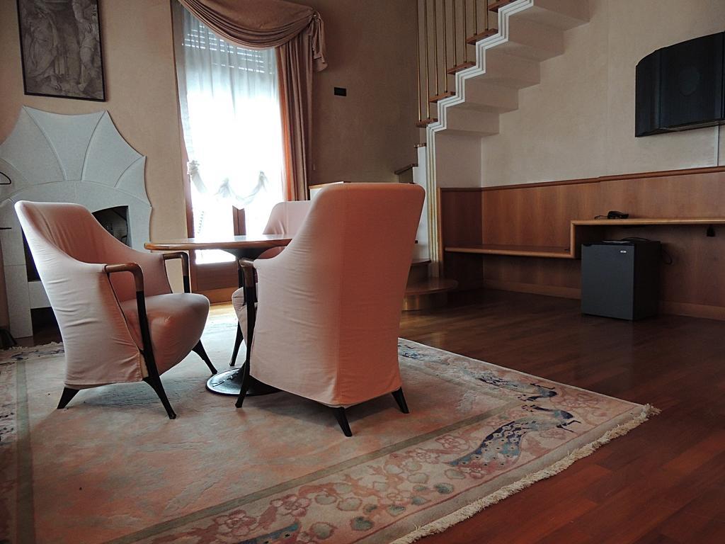 Grand Hotel Astoria Лавароне Екстериор снимка