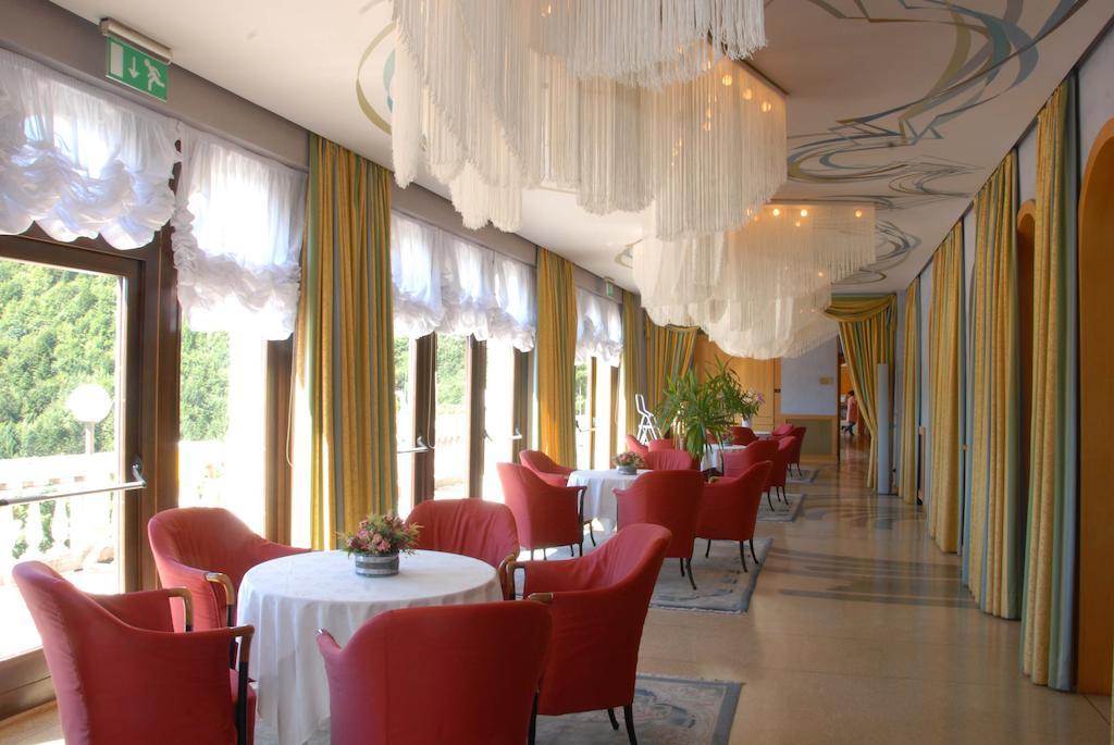 Grand Hotel Astoria Лавароне Екстериор снимка