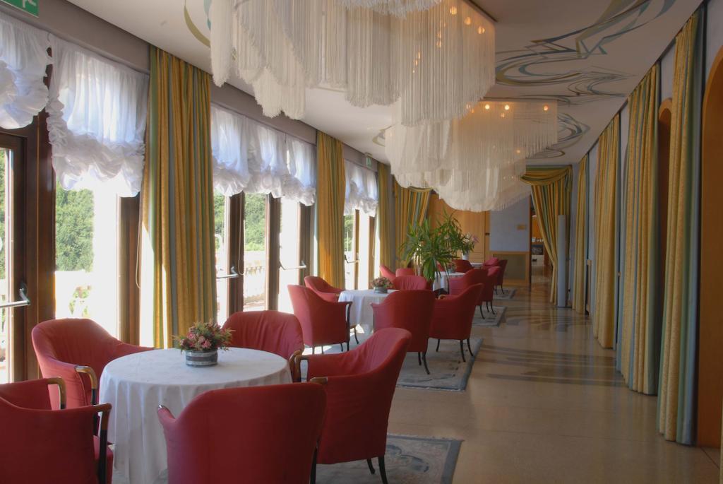 Grand Hotel Astoria Лавароне Екстериор снимка