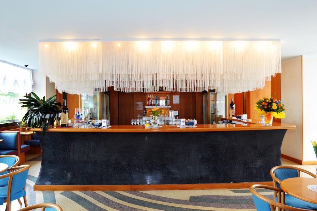 Grand Hotel Astoria Лавароне Екстериор снимка